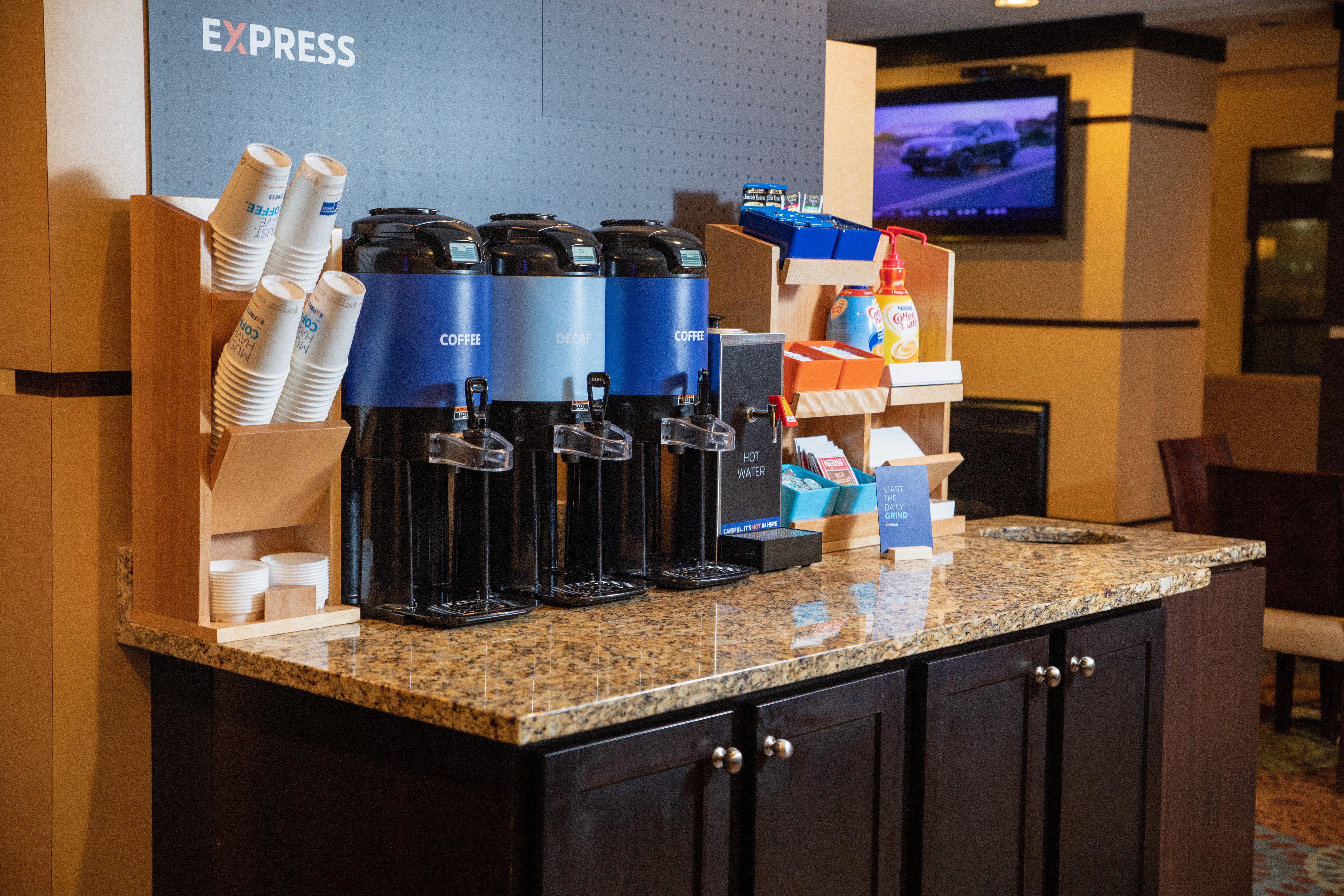Holiday Inn Express Bloomington West By Ihg Buitenkant foto