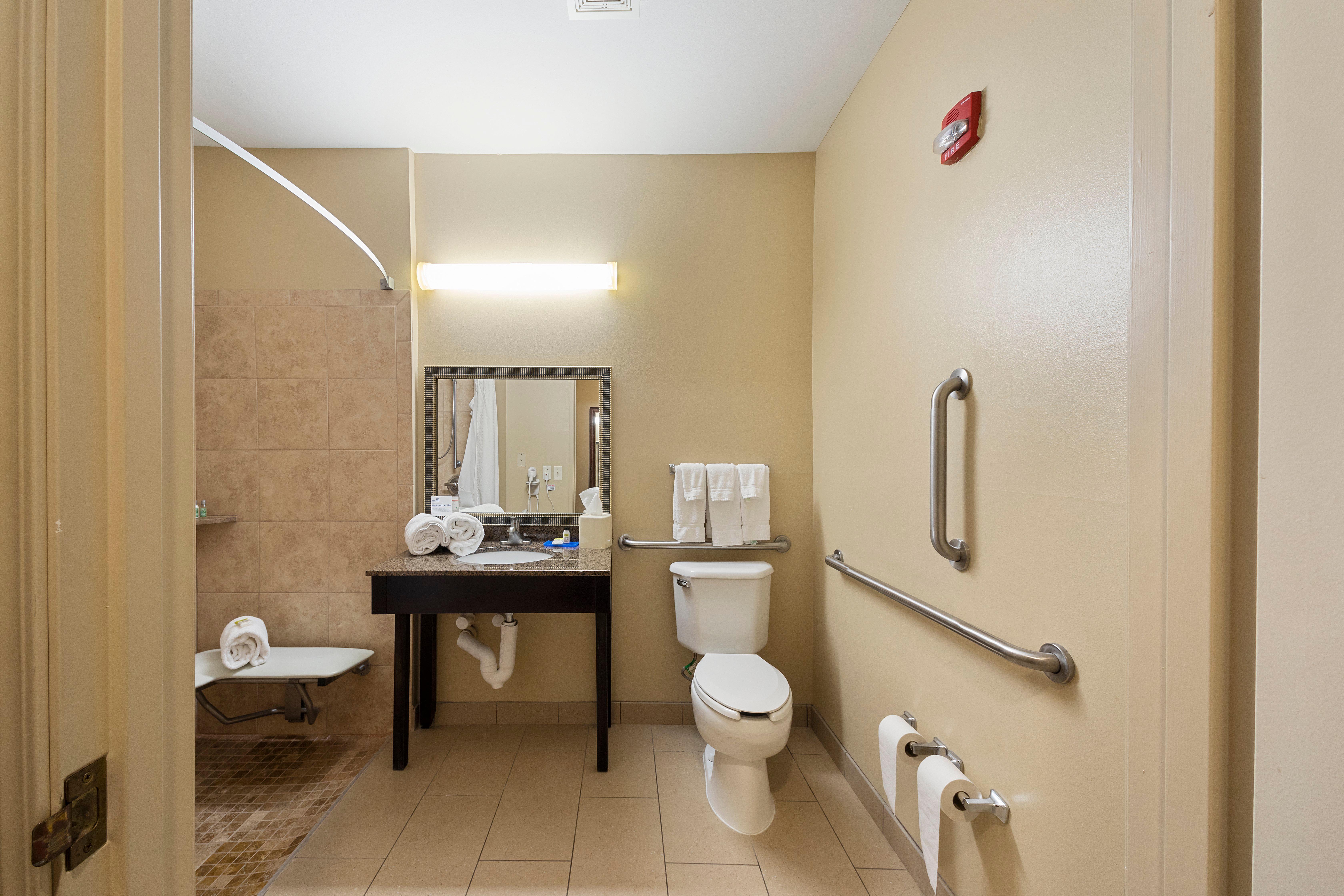 Holiday Inn Express Bloomington West By Ihg Buitenkant foto