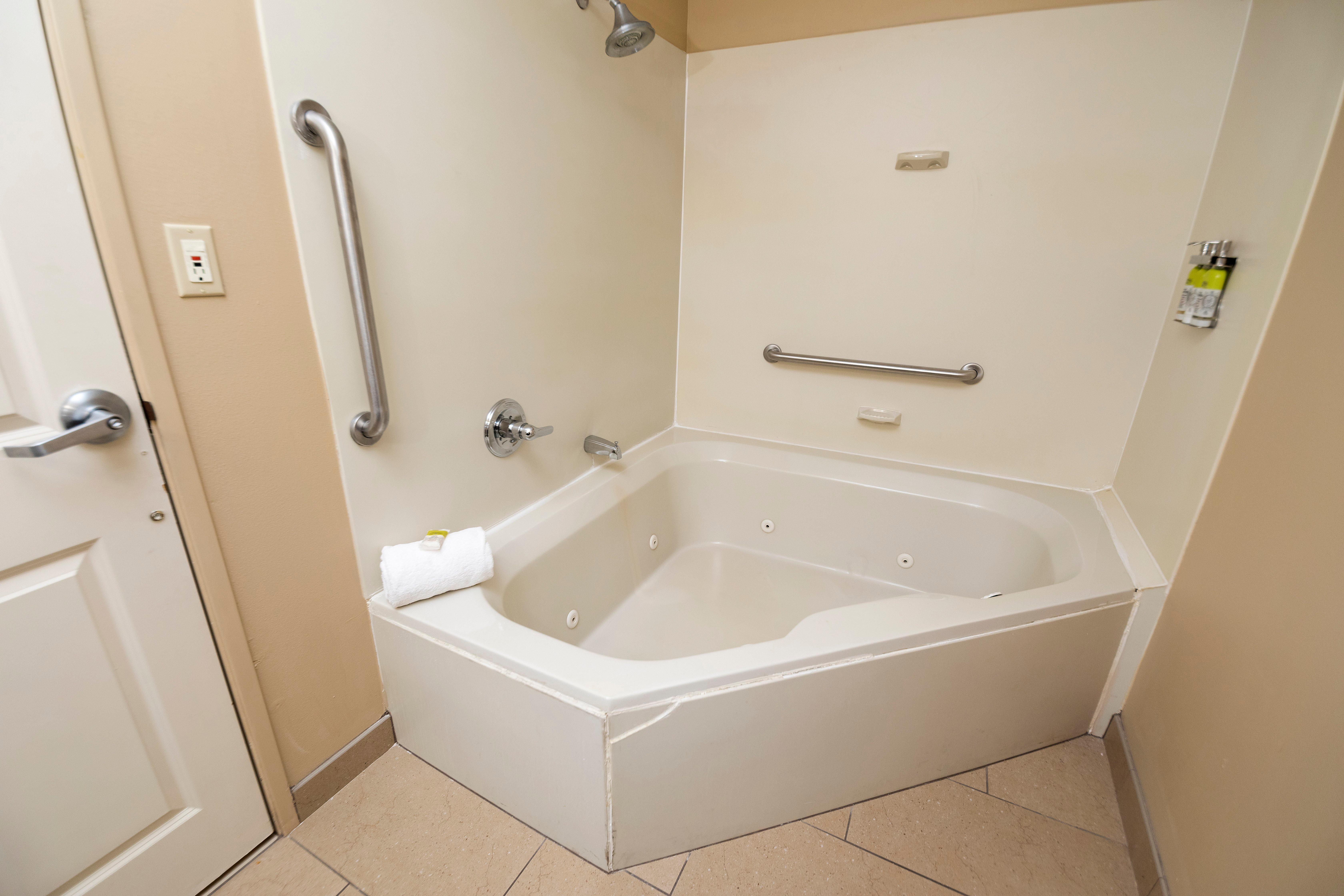 Holiday Inn Express Bloomington West By Ihg Buitenkant foto