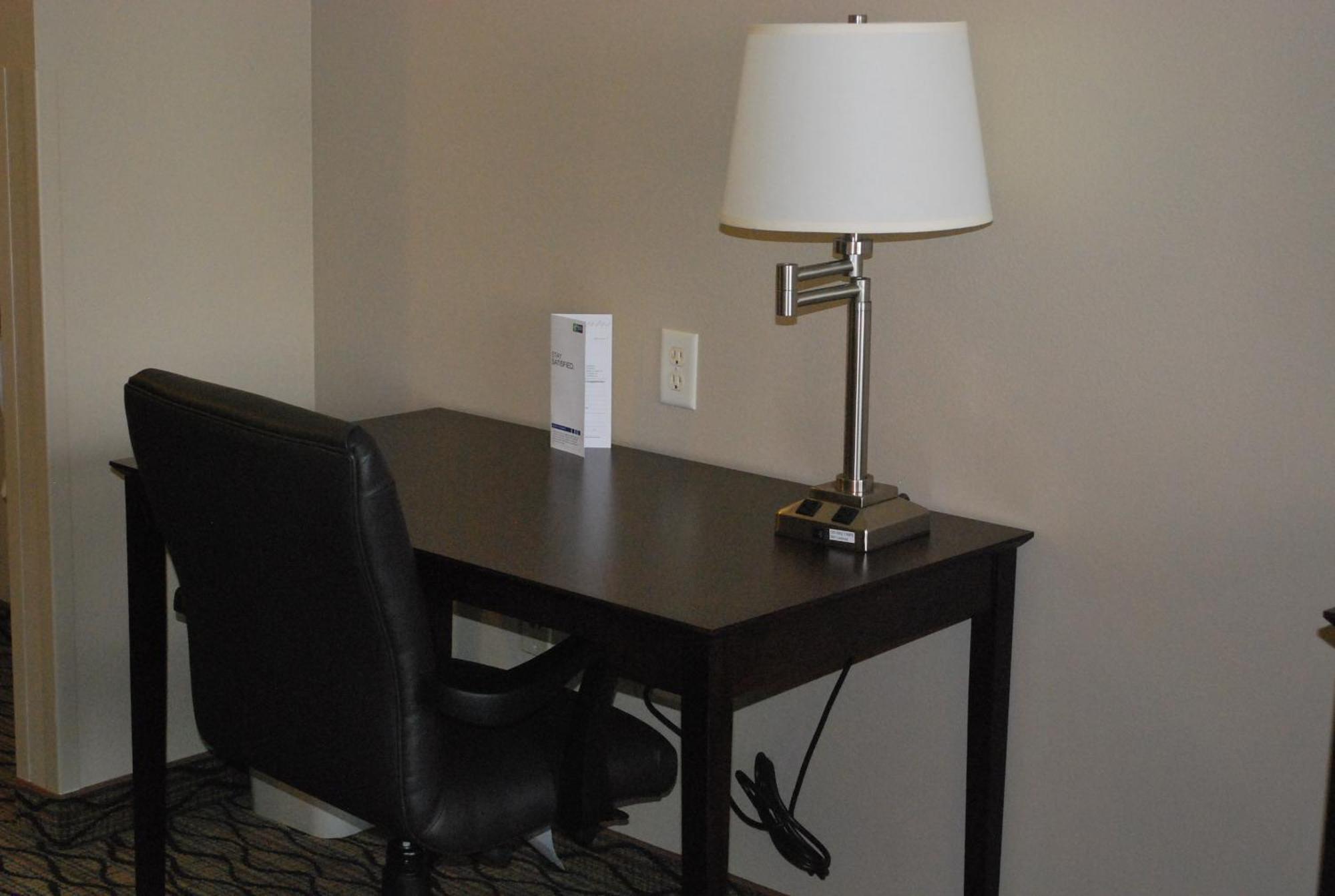 Holiday Inn Express Bloomington West By Ihg Buitenkant foto